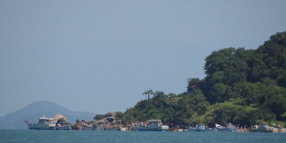 Praia da Cachoeira do Bom Jesus_1
