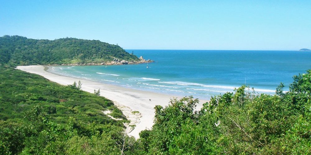 Praia-de-Naufragados